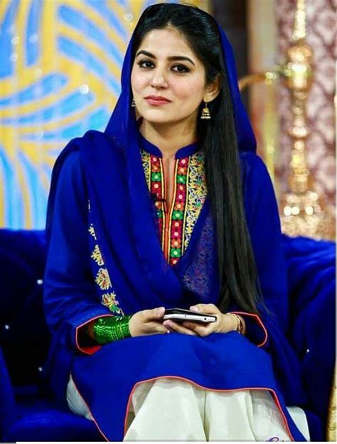 Pin By Haniya Malik On Pakistani Morning Show Hosts Sanam Baloch Dresses Fashion Pakistani
