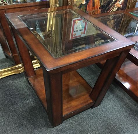 Wood End Table Wbeveled Glass Wood End Tables Wood Beveled Glass