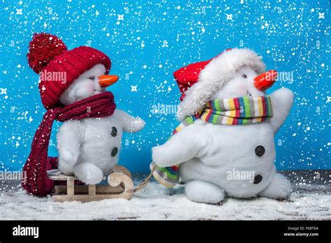 Happy Snowman Friends Stock Photo Alamy