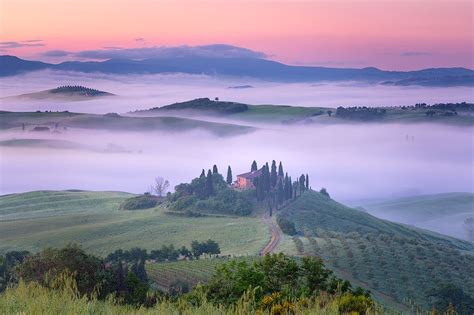 The Beautiful Farmhouses Of Tuscanys Val D Orcia — Iconic