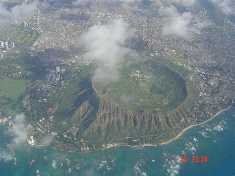Diamond Head Volcanic Crater Hawaii Amusing Planet
