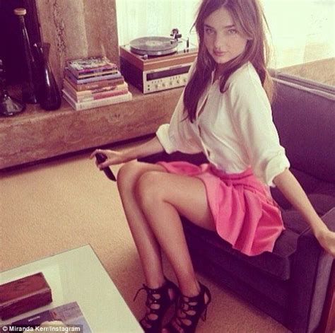 Miranda Kerr Gives A Behind The Scenes Glimpse Of Her New H M Range