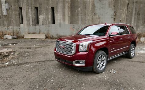 2017 Gmc Yukon 4wd 4dr Slt Price And Specifications The Car Guide