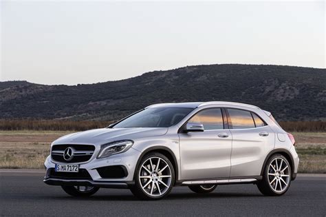 Mercedes Gla 45 Amg 2014 Le Plus Puissant Des Petits Suv En Vidéo