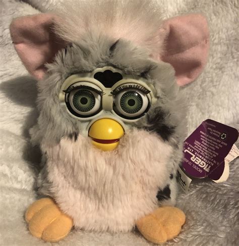 Toys And Hobbies Furby Electronic And Interactive 1999 Tiger Electronics