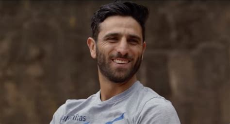 Professional tennis player whose career reached new heights when he won the 2019 wimbledon title in the doubles category. Robert Farah dice que quiere darle un pelotazo a un par de ...