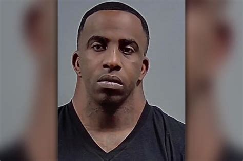 Wide Necked Florida Man Whose Mugshot Went Viral Arrested Again