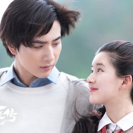 Dans une aventure passionnante à travers les royaumes ancien et nouveau, « prodigy healer » est un drame romantique fantastique réalisé par hu chu xi en 2019. Prodigy Healer (2019) - Photos - MyDramaList