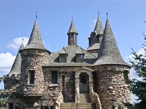 Boldt castle would sit on a small island in the saint lawrence river near alexandria bay in new york. Stunning Boldt Castle On Heart Island, New York | Geo ...