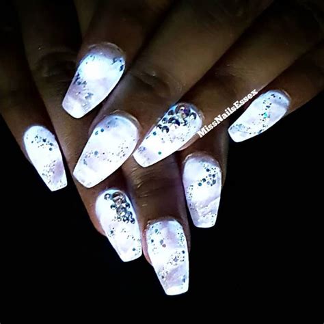 The Best Glow In The Dark Nails To Light Up Your Life