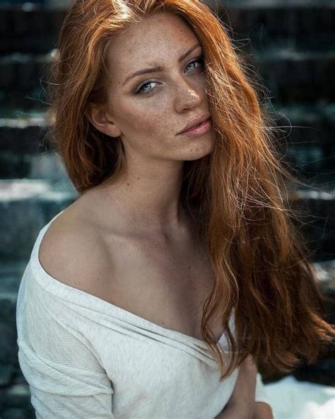 Beautiful Red Hair Gorgeous Redhead Gorgeous Women Makeup Clothes