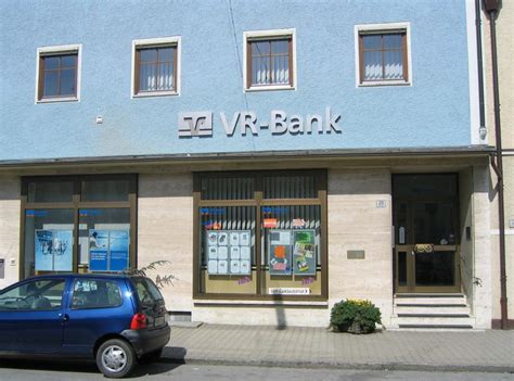 In den kommentaren ist genug platz für alle. VR-Bank Rottal-Inn eG Geschäftsstelle Tann • Tann ...