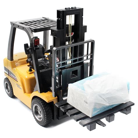 Rc Forklift Truck H M Security And Medical