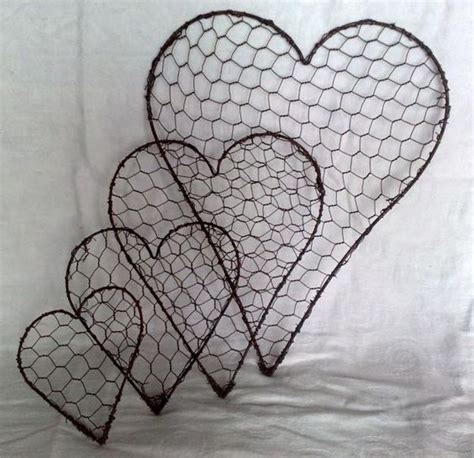 13 Spectacular Diy Chicken Wire Craft Ideas Do It Yourself Ideas And