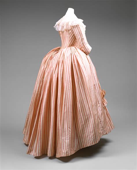 Robe à l'Anglaise, 1785-87 - costume cocktail