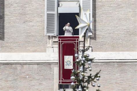 El Papa Francisco Reprende A Niños Que Usan El Móvil Mientras Comen Con