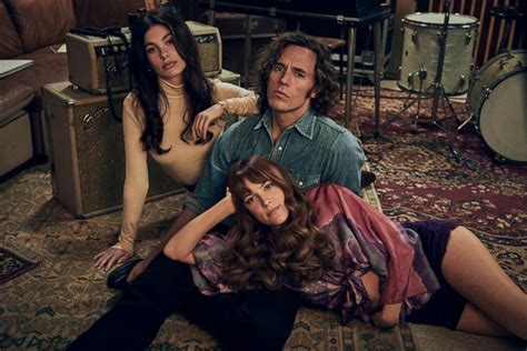 Watch Riley Keough Sing In The New Teaser For Daisy Jones And The Six Good Morning America