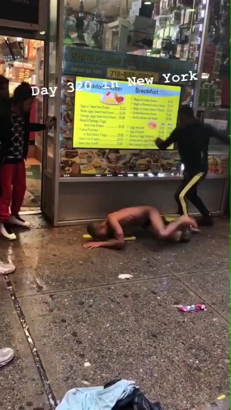CRAZY MEN FIGHTING NAKED OUTSIDE ThisVid Com