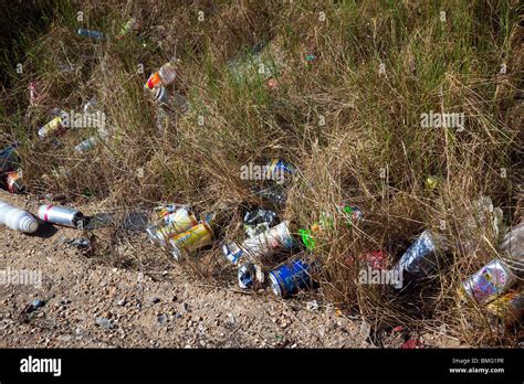 Roadside Litter Grass Hi Res Stock Photography And Images Alamy