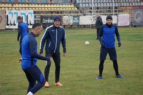 Current time in ulmu, romania and time zone converter. REPORTAJ VIDEO | O poveste de succes în Liga 3: Mostiștea ...