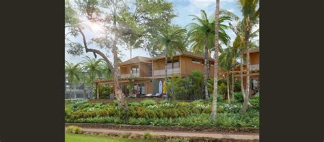 We work closely with our clients in creating a unique living environment. Makena Beach Cottages | Maui, Hawaii | Beach cottages