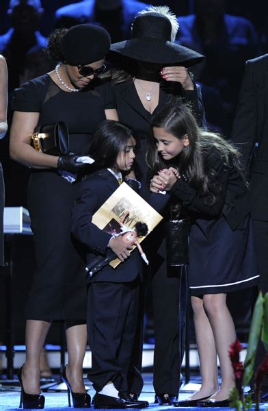 Michael Jacksons Daughter Speaks At Memorial