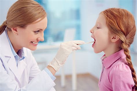 Throat Exam Childrens Health Care Newburyport And Haverhill Ma