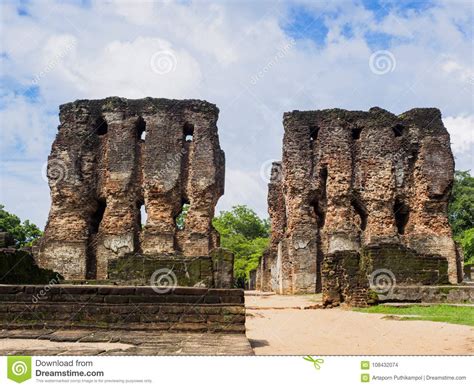 The Ancient Ruins Of Sri Lankan Royal Palace In Polonnaruwa Stock