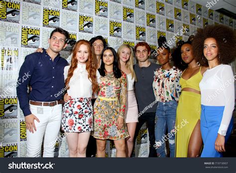 Cast Riverdale Arrives 2017 Comic Con Stock Photo 719718907 Shutterstock