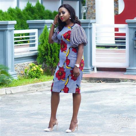 Check Out This Lovely Ankara Short Gown Styles Dezango