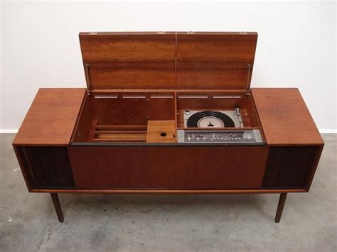 The most inexpensive ones—in good condition—can be worth around €700, but prices go up with modifications and additional parts. Antique Record Player Cabinet | BloggerLuv.com