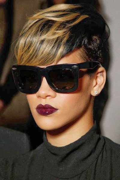 15 Heart Stopping Looks Featuring Rihannas Short Hairstyles