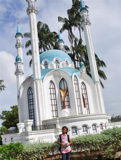 Di taman tamadun islam ini terdapat 21 monumen popular seluruh dunia yang berasal dari 20 buah negara. Inspirasi: Cuti2 Keluarga Ke Kuala Terengganu Edisi ...