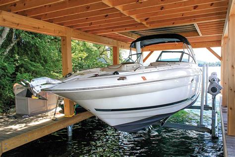 Vertical Boat Lift For Boats From 6000 To 32000 Lbs — The Dock Doctors
