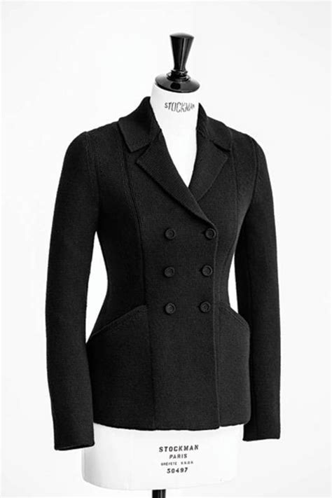 Kaufen, verkaufen, leeren sie ihre garderobe auf unserer website. ‏DIOR Knit Bar Jacket سترة "بار" الشهيرة بإصدار محبوك ...