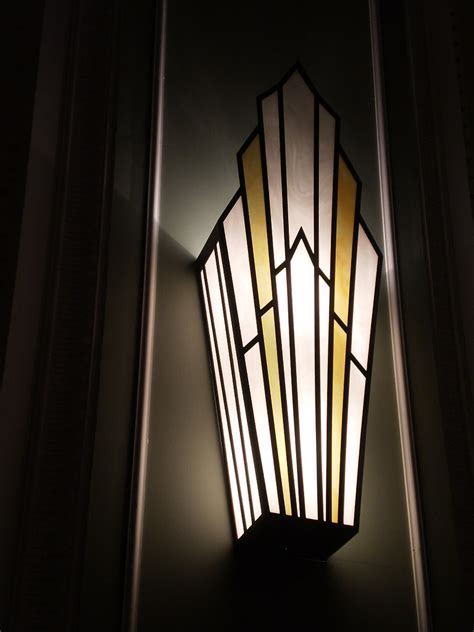 Art Deco Style Wall Light These Striking Light Fittings Ha Flickr
