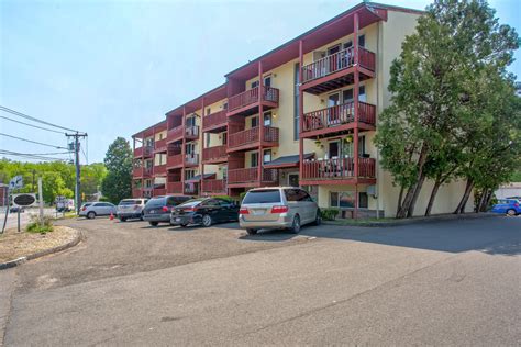 Hillcrest Apartments Apartments - West Springfield, MA 01089