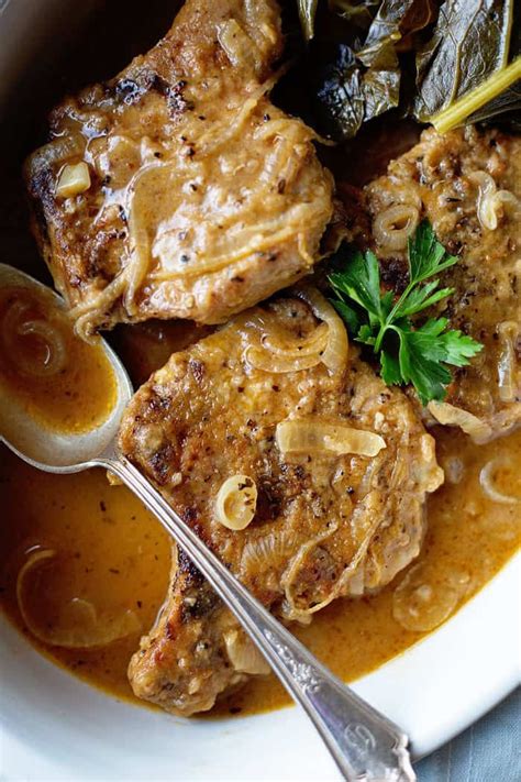 Southern Smothered Pork Chops Recipe Recipe Smothered Pork Chops
