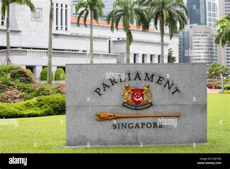 Parliament Of Singapore And Downtown Cityscape Stock Photo Alamy