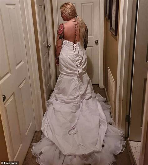 Kentucky Bride Writes Angry Email Over Ugly Bridal Gown But She Was