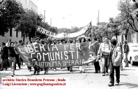 In primo luogo, i vari trendsetter si concentrarono su quelle persone negli l'autonomia operaia organizzata, fu costituito dai gruppi che volevano convertire il radicalismo di. 7 aprile 1979 .Il teorema Calogero scatena la caccia all ...