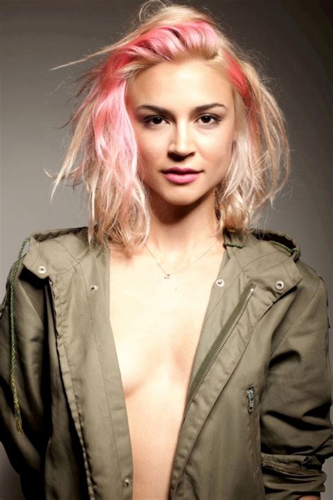 Naked Samaire Armstrong Added 07192016 By Bot