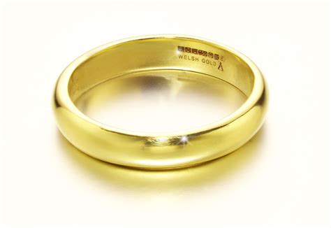 Classic Welsh Gold Wedding Band Welsh Gold Gold Wedding Band Gold