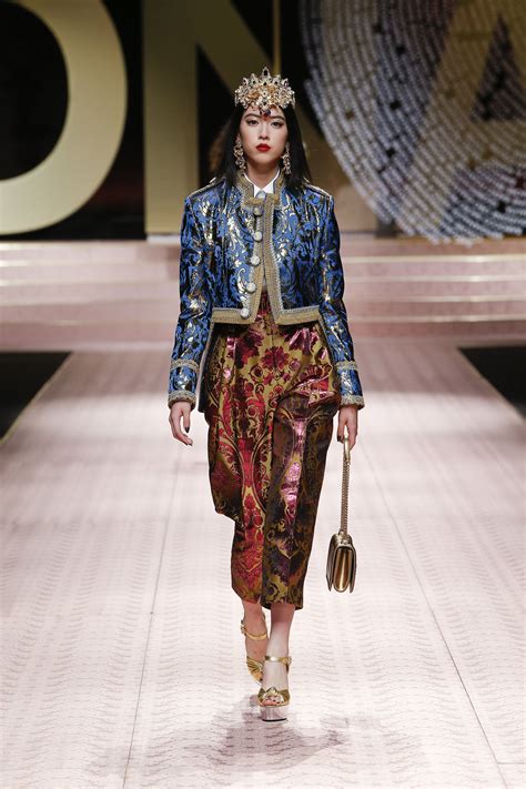 Discover Videos And Pictures Of Dolce And Gabbana Summer 2019 Womenswear