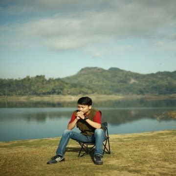 Seperti yang dialami oleh soepia subito, seorang nenek yang pernah menjadi kurir wanita saat pertempuran kemit di gombong, jawa tengah. Loker Bumiayu ID | Temukan Pekerjaan Terbaik Sesuai ...