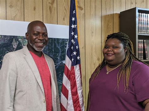 The race to replace new york mayor bill de blasio will cross a key threshold on tuesday as democrats and republicans host their primary elections. Colony issues certificates of election; mayoral seat only ...