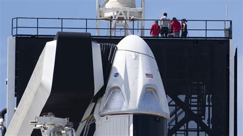 Spacex Crew Dragon Setback After Engine Test Anomaly