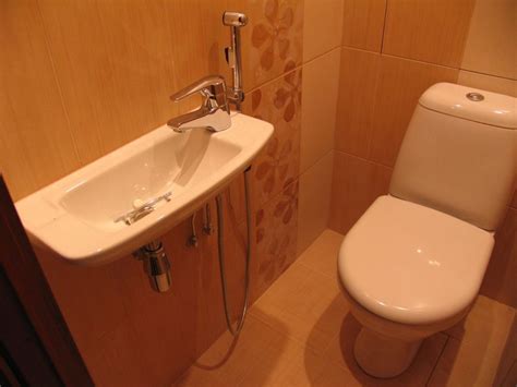 Как сделать гигиенический душ в туалете Домашнему мастеру