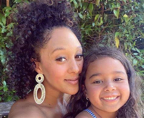 Want to know more about tamera mowry family? TIA AND TAMERA MOWRY SPEAK ON RACISM: 'AS PARENTS, WE HAVE ...