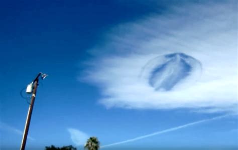 Weird Cloud Over California Some Say It Is A Ufo Video Paranormal